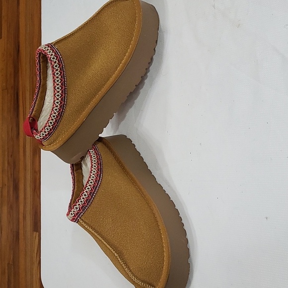 French Connection Womens Chunky Slippers Indoor/Outdoor Faux Fur Sz 7/8 EUC - Picture 8 of 11